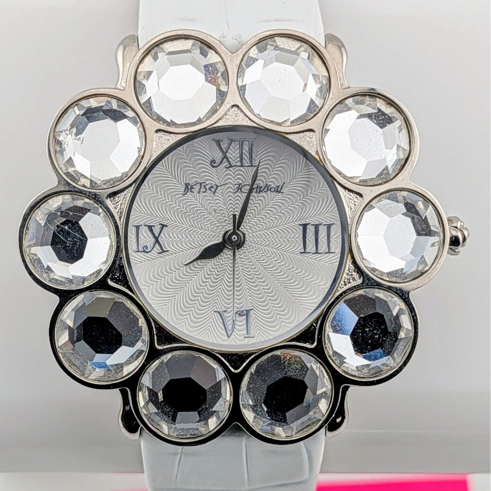 Betsey Johnson BJ2056 NWT Rhinestone Flower Statement Women's Watch 41mm - Picture 2 of 12